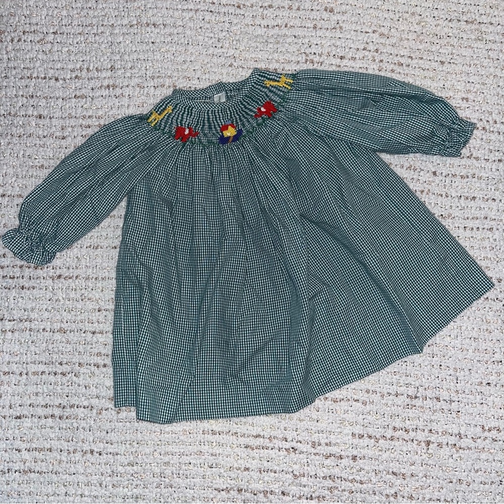 Collection Bebe | Green Smock Dress | Noah’s Ark Details On Collar | 6-12 Months